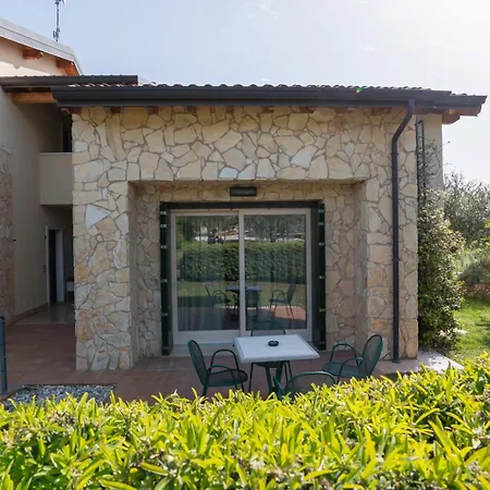 מלון דירות Vistaverde Harmony 4*